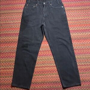 VINTAGE BLACK 550 RELAXED FIT LEVIS BOYFRIEND JEANS